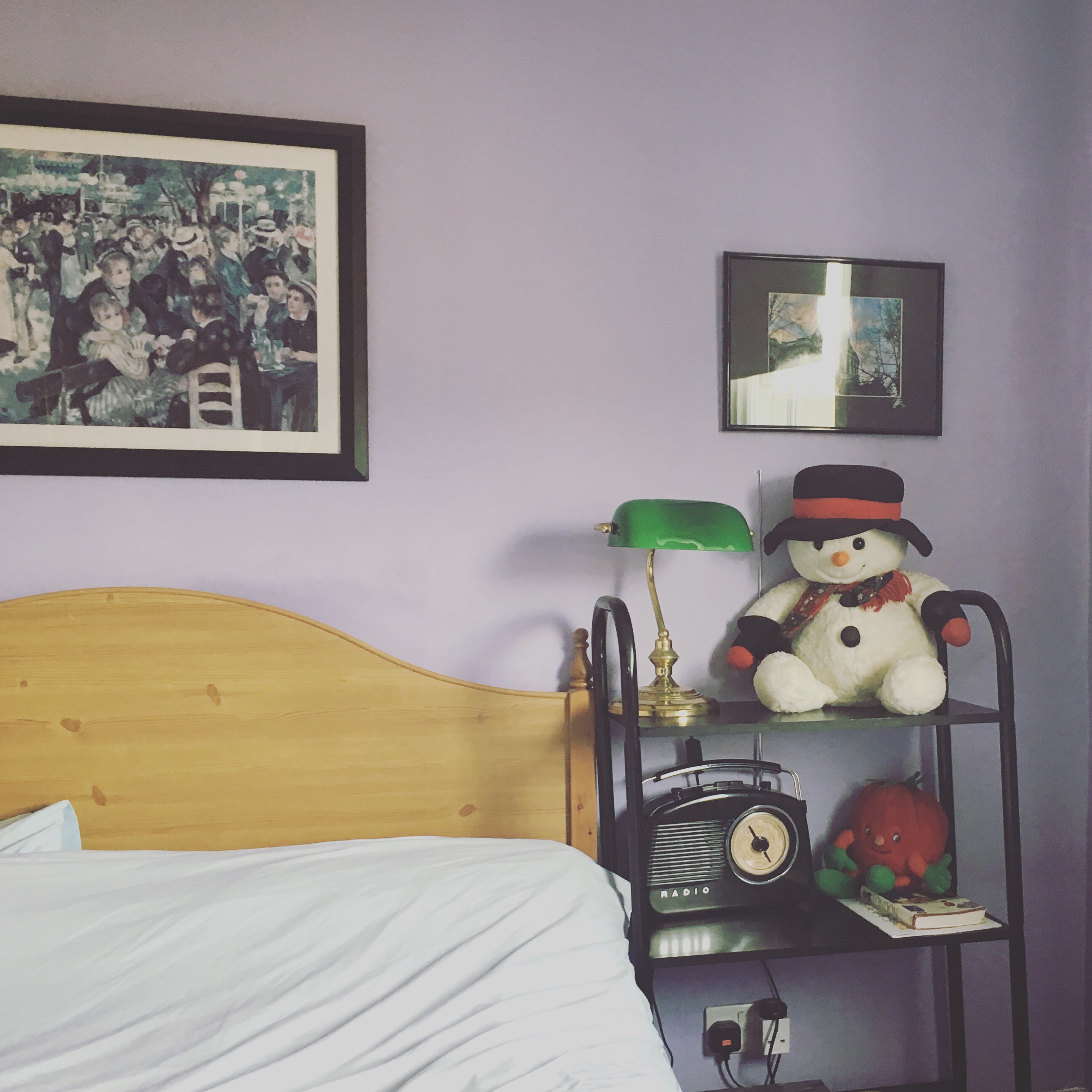 英國房間牆上掛畫